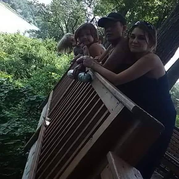 Meet your Posher, Kelly - Picture 1 of 1